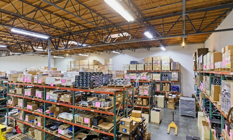 More Photos Of 1722 Illinois Ave, Perris Warehouse For Sale