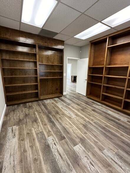 More Photos Of 1746 Grand Canal Blvd, Stockton Office For Lease