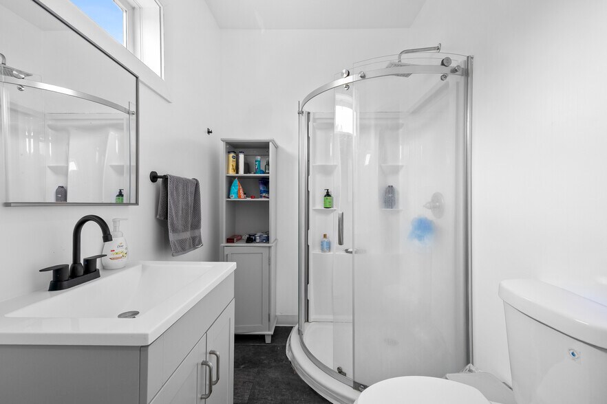 More Photos Of 116 Foundry St, Central Falls Apartments For Sale