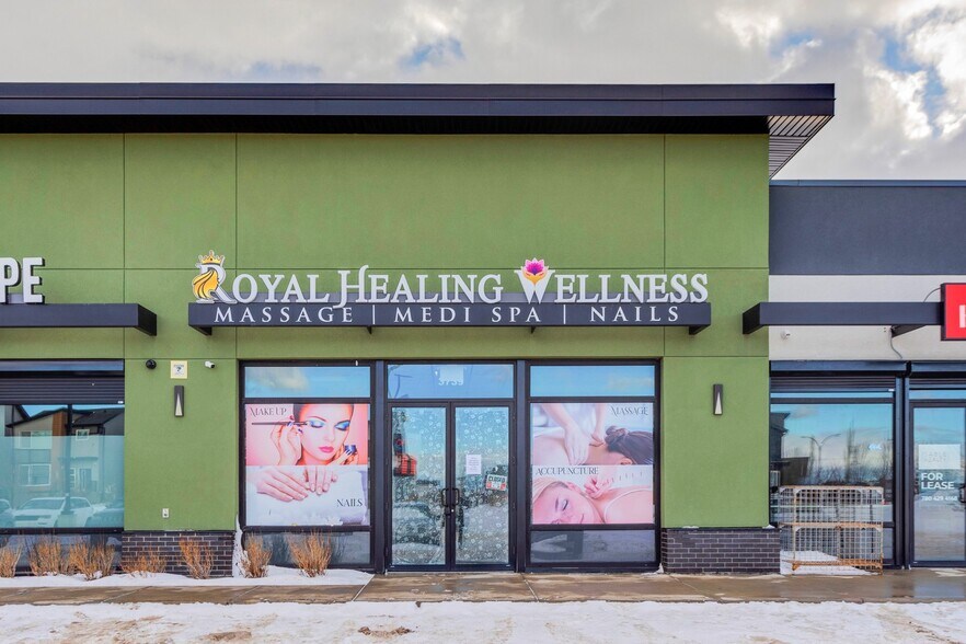More Photos Of 3739 8 Ave SW, Edmonton Storefront For Sale