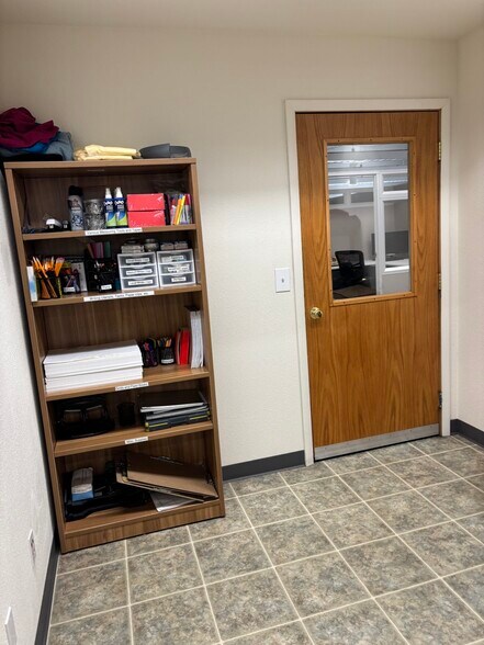 More Photos Of 1482 Commerce Dr, Laramie Light Manufacturing For Lease