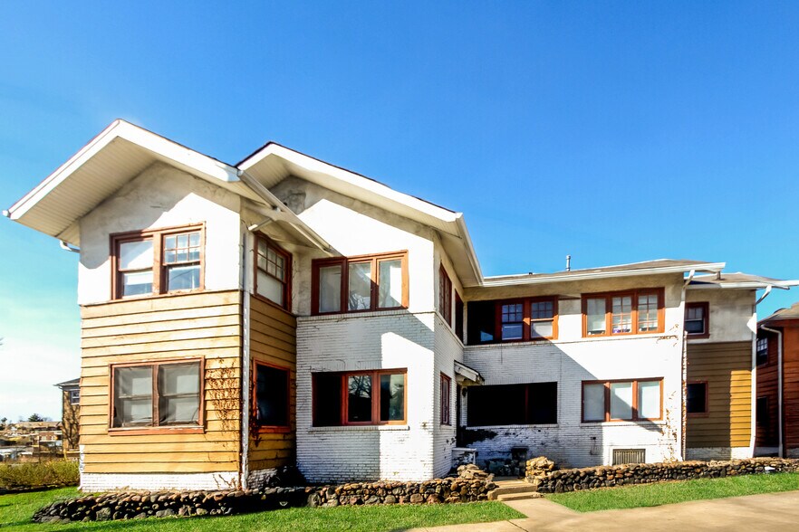 More Photos Of 636 E 37th St, Indianapolis Apartments For Sale