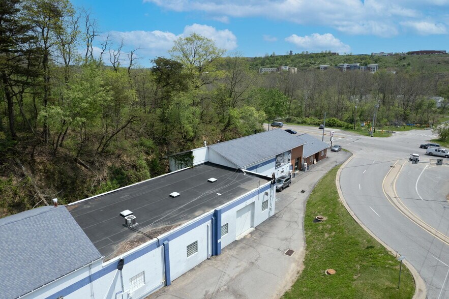 More Photos Of 203 Hershinger Rd, Coraopolis Office For Sale