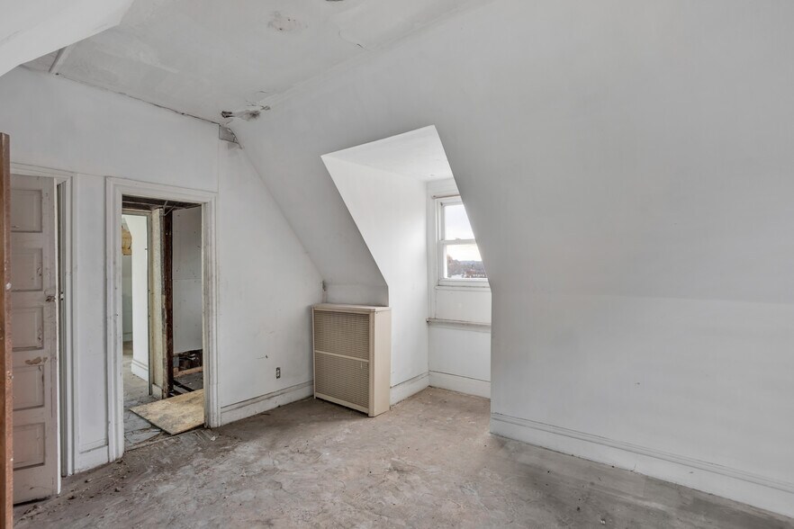 More Photos Of 5433 Broad St, Pittsburgh Assisted Living For Sale