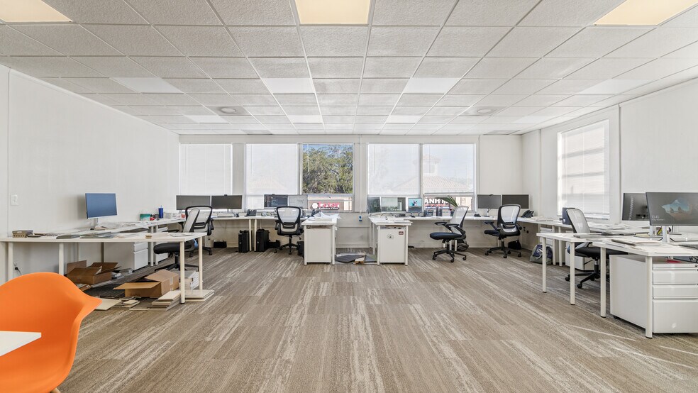 More Photos Of 1510 E Colonial Dr, Orlando Office For Lease