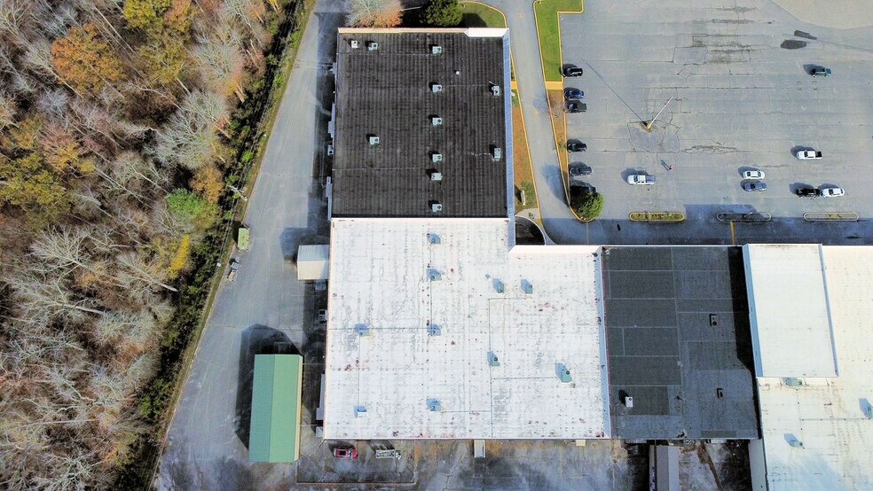 More Photos Of 1059 E Tri County Blvd, Oliver Springs Office Residential For Sale