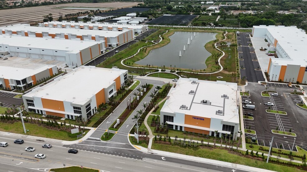 More Photos Of 8289 Boynton Beach Blvd, Boynton Beach Unknown For Lease