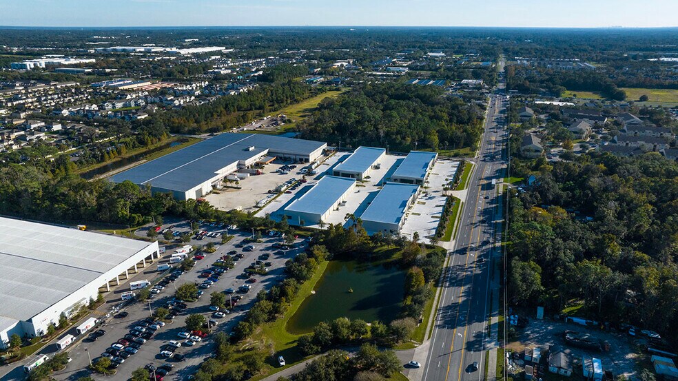 More Photos Of 375 Monroe Rd, Sanford Unknown For Lease