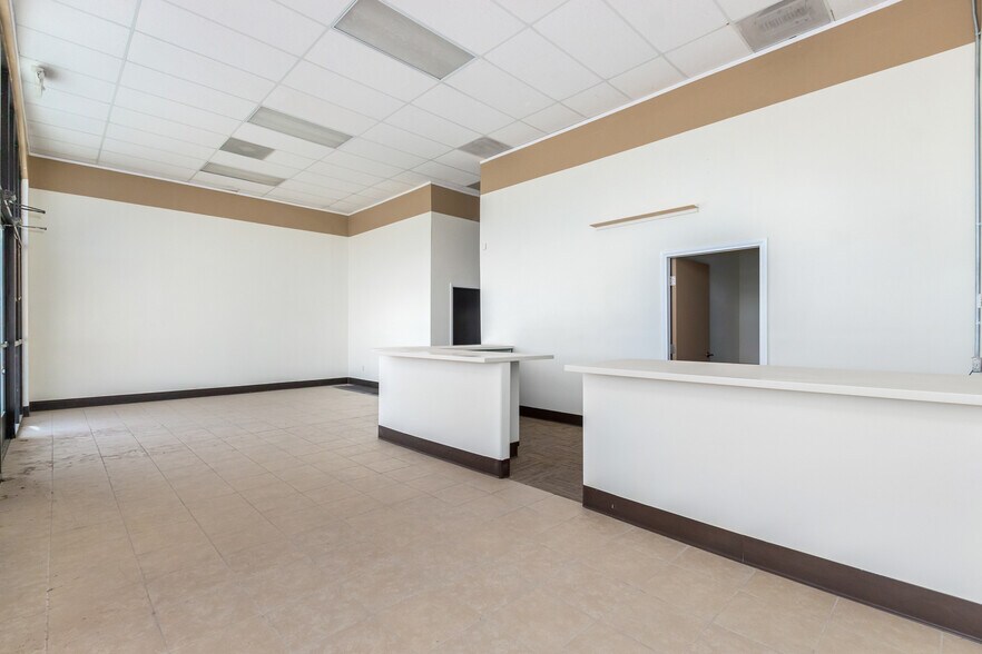 More Photos Of 3601 N Las Vegas Blvd, Las Vegas Storefront For Sale
