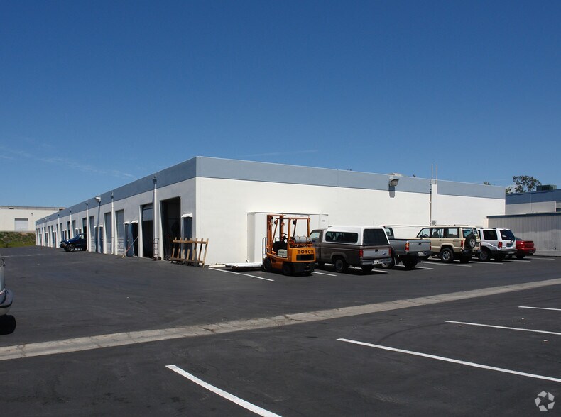 More Photos Of 4888 Ronson Ct, San Diego Manufacturing For Lease