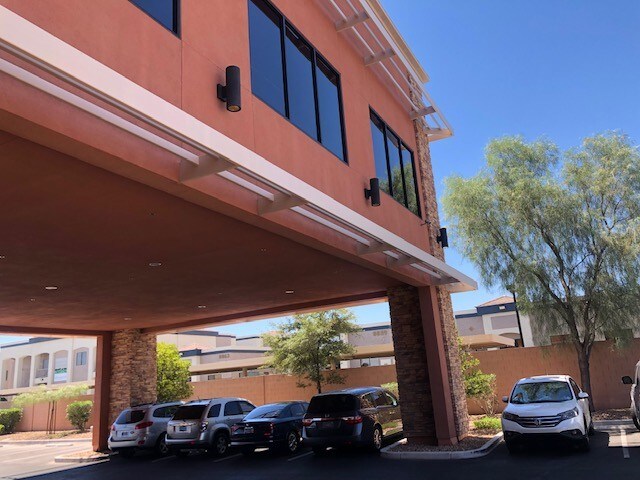 More Photos Of 8845 W Flamingo Rd, Las Vegas Medical For Lease