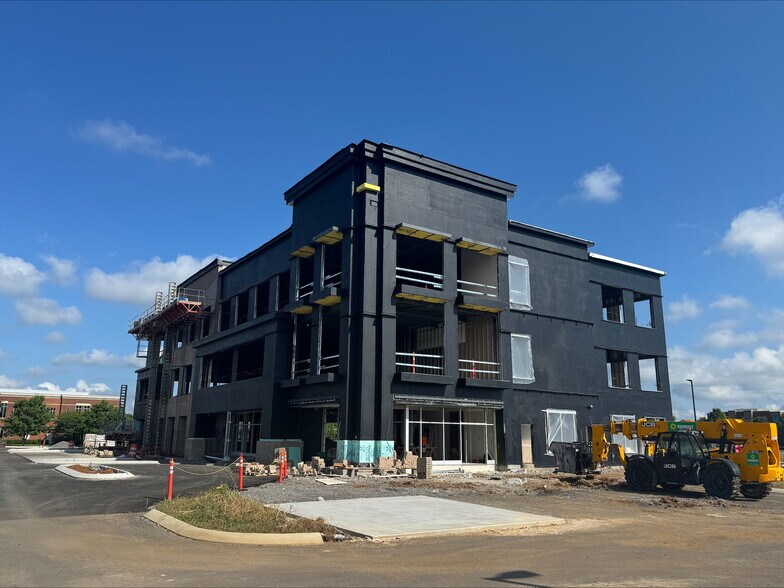 More Photos Of 1600 Gateway Blvd, Murfreesboro Office For Lease