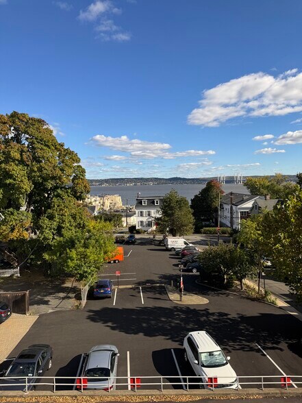 More Photos Of 17 S Broadway, Nyack Bank For Lease