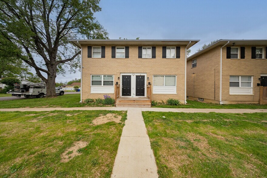 More Photos Of 1975-1982 Dunbar Dr, Columbus Apartments For Sale