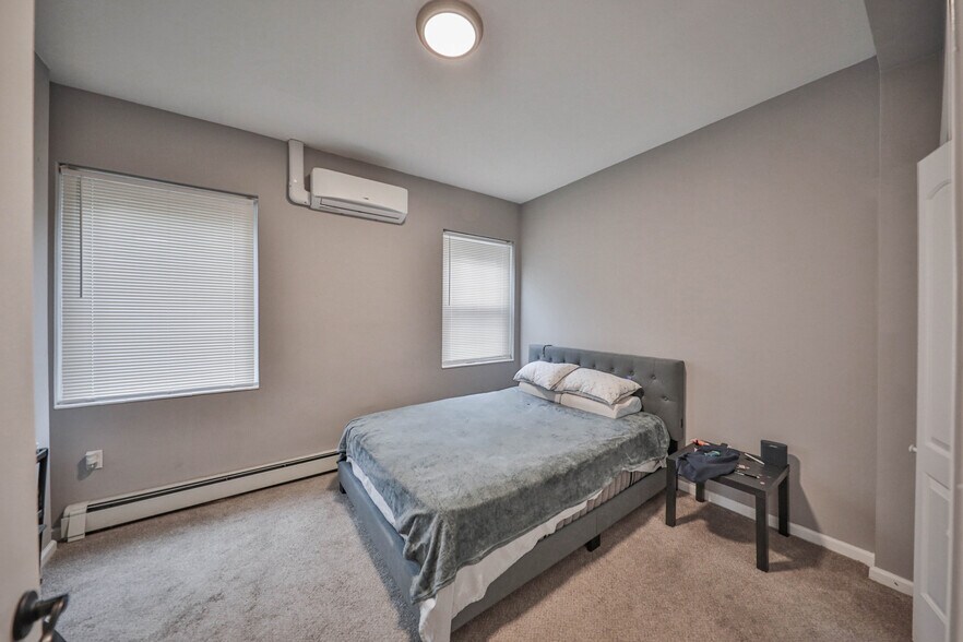 More Photos Of 123 N 2nd St, Easton Apartments For Sale