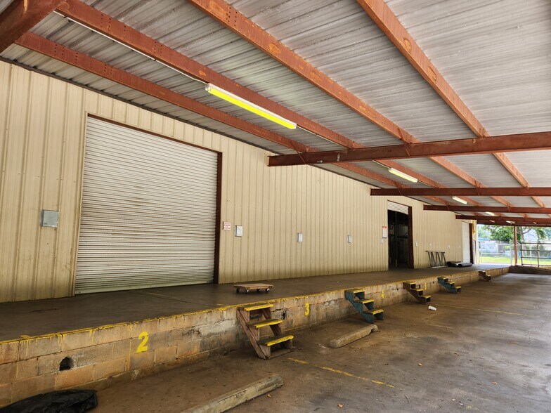 More Photos Of 1595 Commercial Ct, Jonesboro Warehouse For Sale