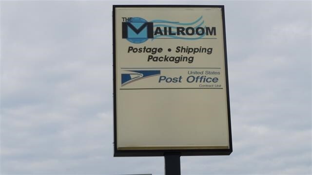 More Photos Of 4801 N Wheeling Ave, Muncie Freestanding For Sale