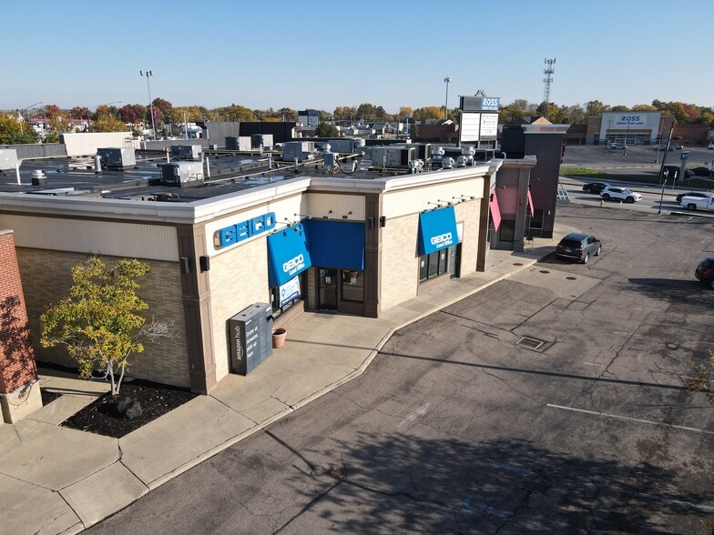 More Photos Of 9709-9727 Colerain Ave, Cincinnati Storefront For Lease