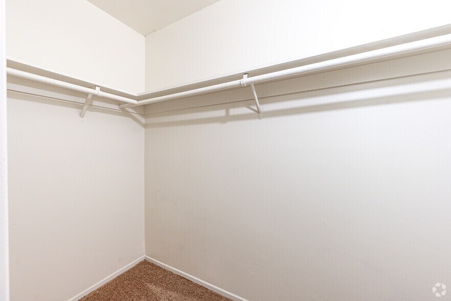 More Photos Of 861 S Glencliff St, La Habra Apartments For Sale