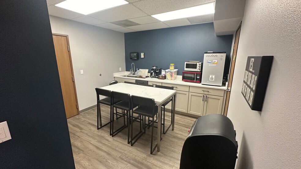 More Photos Of 11919 W I-70 N, Wheat Ridge Warehouse For Sale