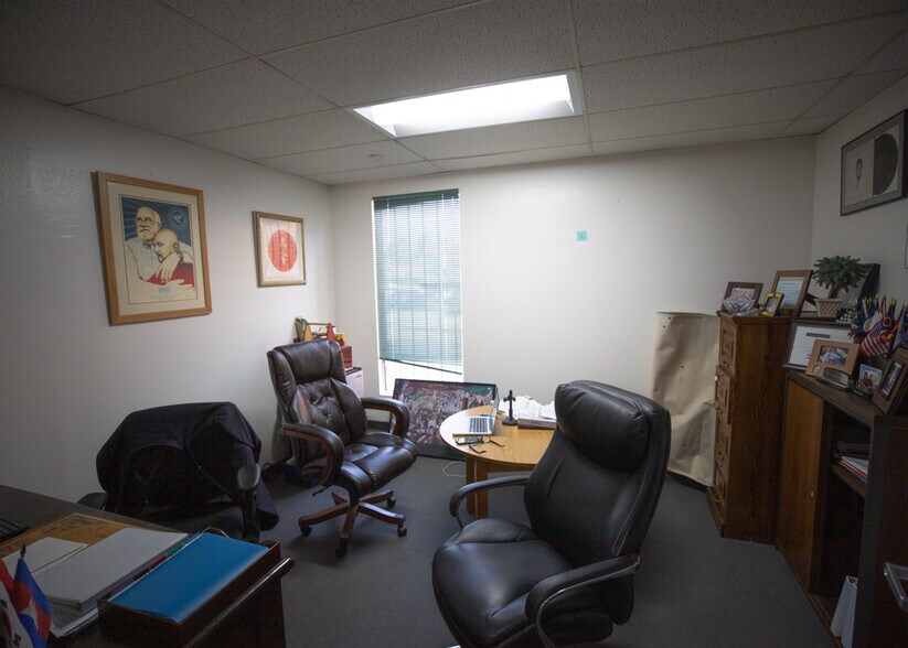 More Photos Of , Los Angeles Unknown For Sale