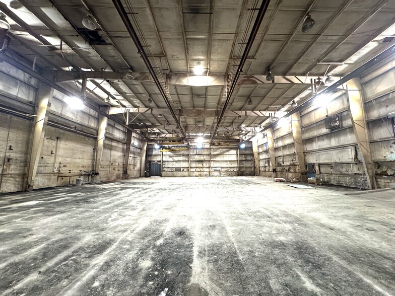 More Photos Of 7468 Old Morrow rd, Jonesboro Warehouse For Lease