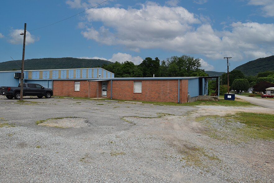 More Photos Of 8769 Dayton Pike, Soddy Daisy Warehouse For Sale