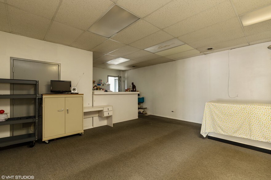 More Photos Of 7436 S Harlem Ave, Bridgeview Apartments For Sale