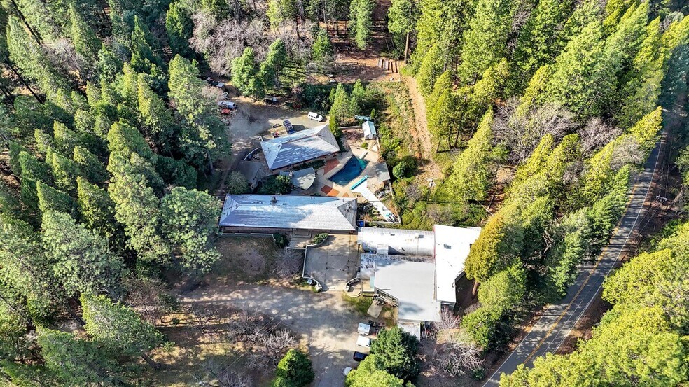 More Photos Of 14724 N Bloomfield Rd, Nevada City Flex For Sale