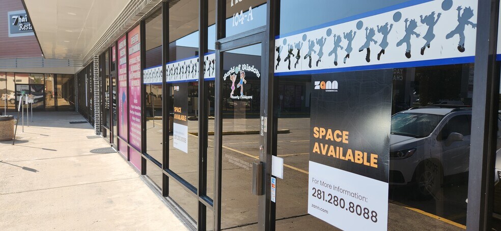 More Photos Of 17926 SH 3, Webster Unknown For Lease