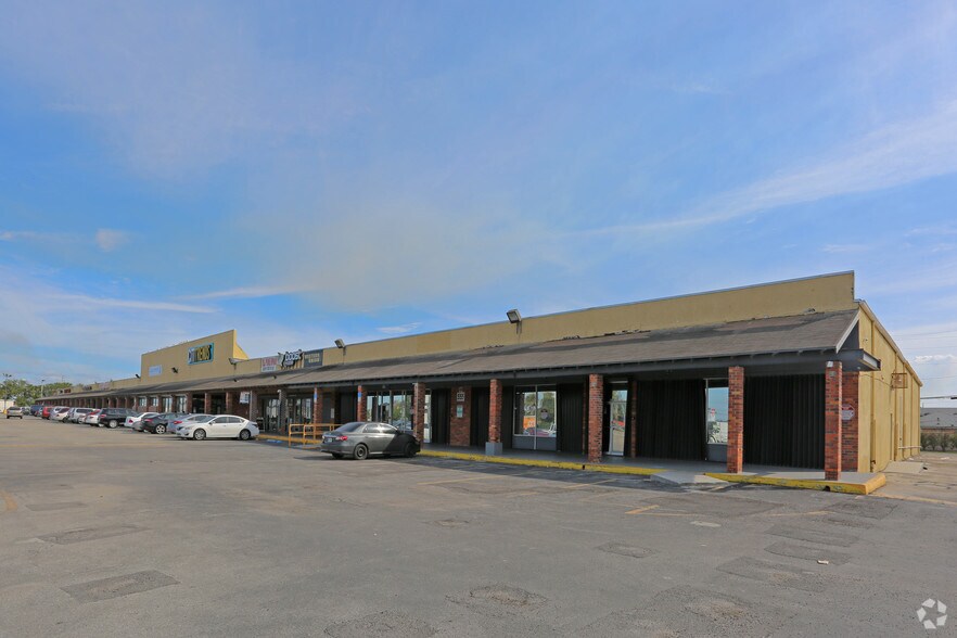 Primary Photo Of 541 SW 16th St, Belle Glade Storefront For Lease
