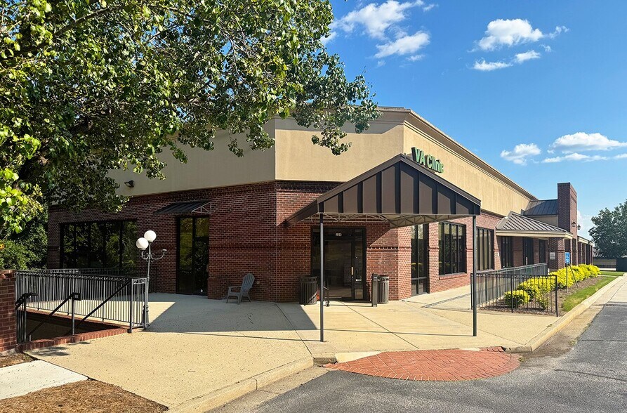 More Photos Of 1970 Riverside Pky, Lawrenceville Medical For Sale
