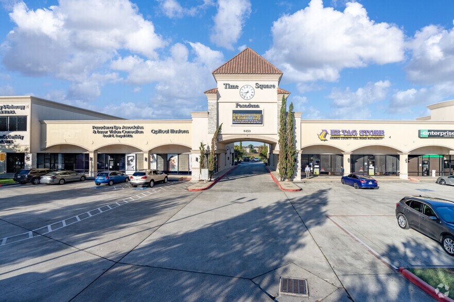 More Photos Of 4450 E Sam Houston Pky S, Pasadena General Retail For Lease
