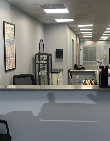 More Photos Of 82 Totowa Rd, Wayne Medical For Lease