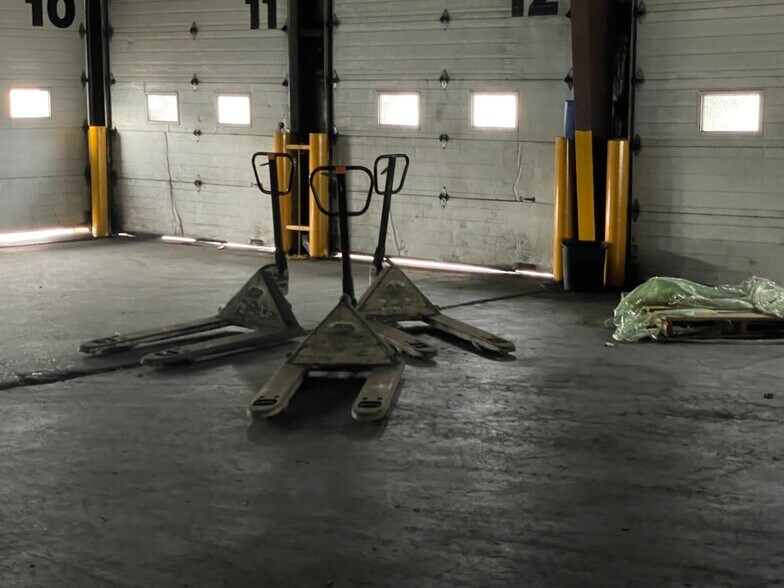 More Photos Of 59 Avenue C, Williston Truck Terminal For Sale