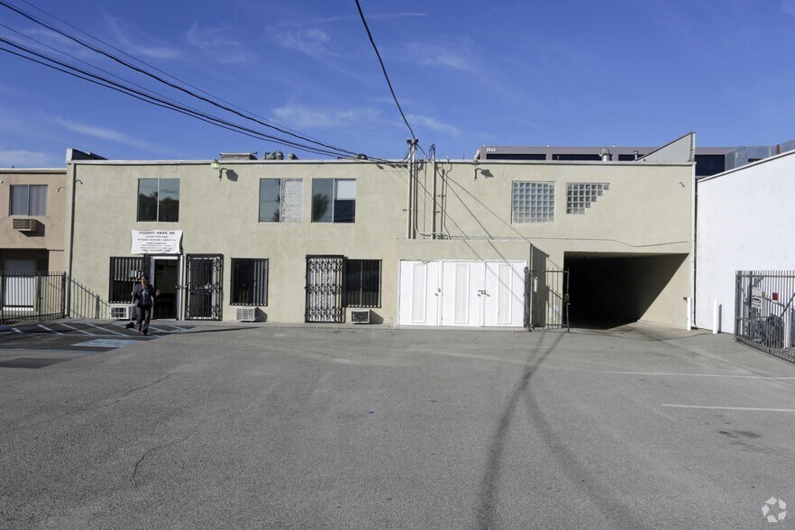 More Photos Of 3530 Long Beach Blvd, Long Beach Office For Lease