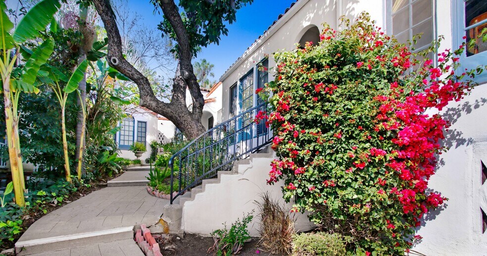 More Photos Of 805-809 N Kodak Dr, Los Angeles Apartments For Sale