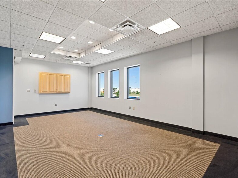 More Photos Of 2301 Johanneson Dr NW, Bemidji Light Distribution For Lease