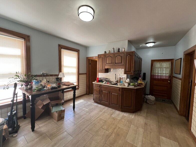 More Photos Of 66 Park Ave, Cohoes Multifamily For Sale