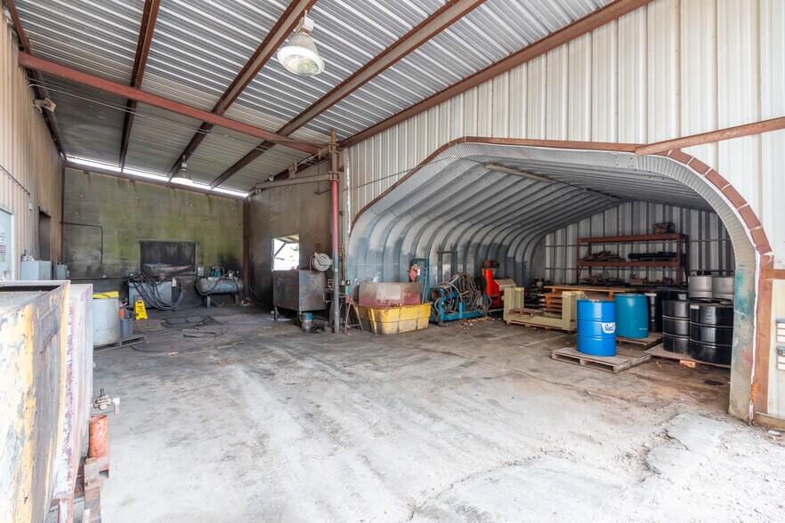 More Photos Of 650 Aldine Bender Rd, Houston Warehouse For Sale