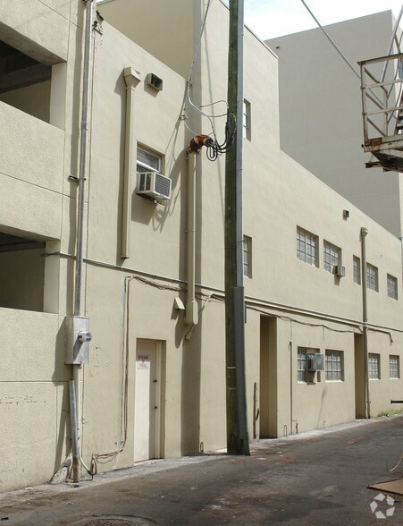 More Photos Of 147 Alhambra Cir, Coral Gables Medical For Lease