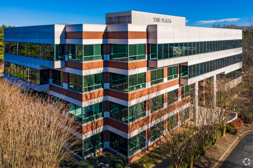 More Photos Of 1590 Adamson Pky, Morrow Office For Lease