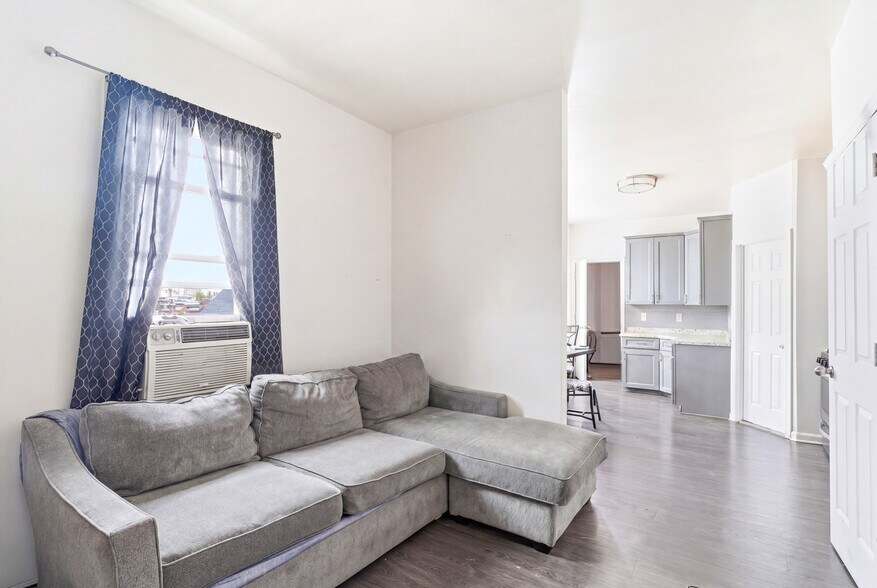 More Photos Of 237 Astor St, Newark Apartments For Sale