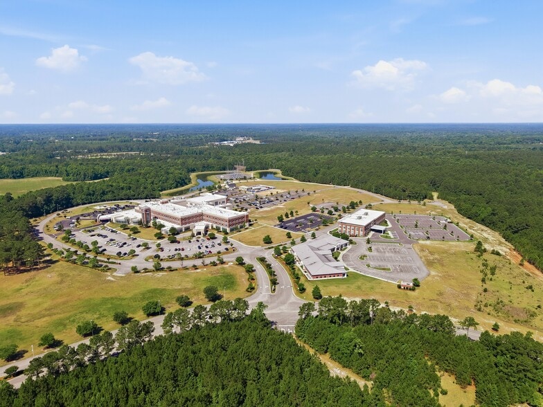 More Photos Of 584 Hospital Dr NE, Bolivia Medical For Lease