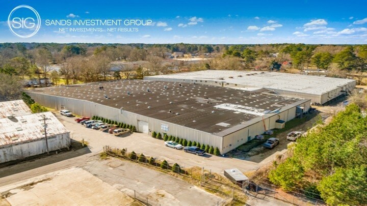Primary Photo Of 320 Commerce Ct, Rocky Mount Warehouse For Lease