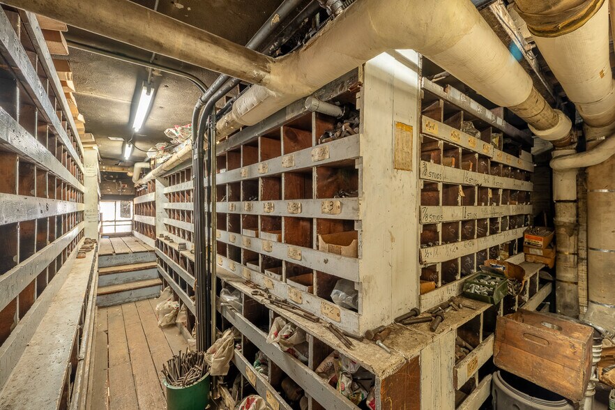 More Photos Of 4332 33rd St, Long Island City Industrial For Sale