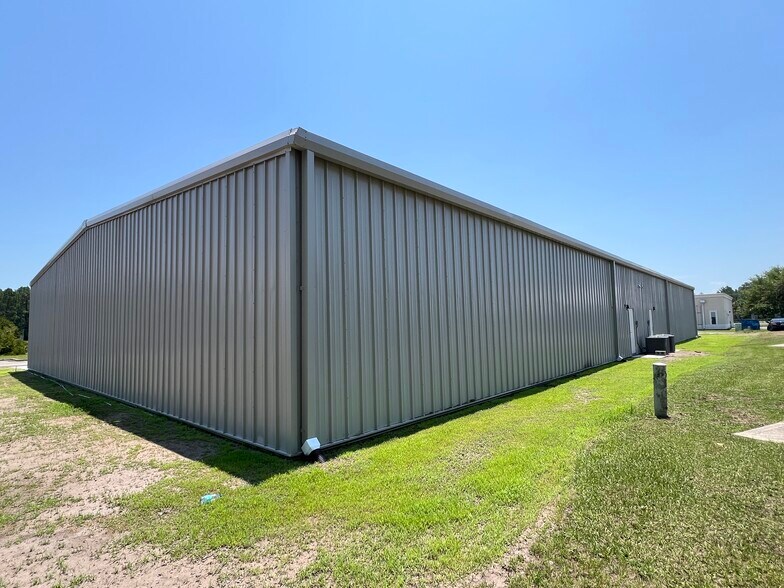 More Photos Of 154 Professional Circle A, Saint Marys Industrial For Sale