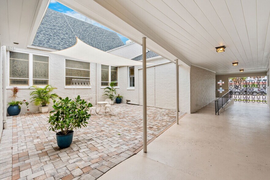 More Photos Of 1824 S Harbor City Blvd, Melbourne Religious Facility For Sale