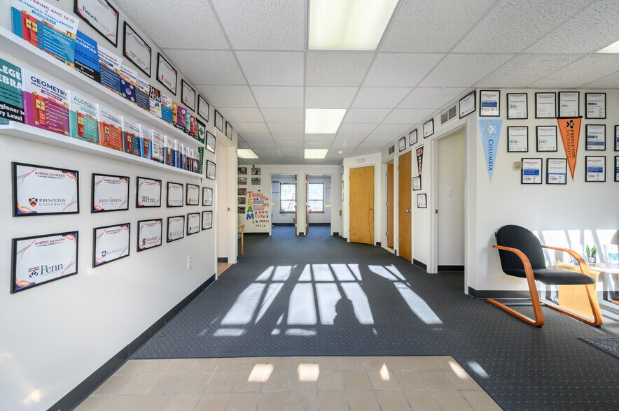 More Photos Of 178 Tamarack Cir, Skillman Office For Sale