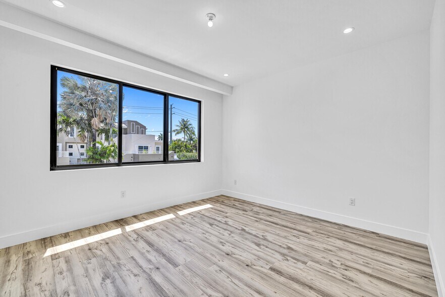 More Photos Of 1233 NE 12th Ave, Fort Lauderdale Apartments For Sale